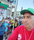 Rencontre Homme : Abderrezak, 59 ans à Algérie  Annaba